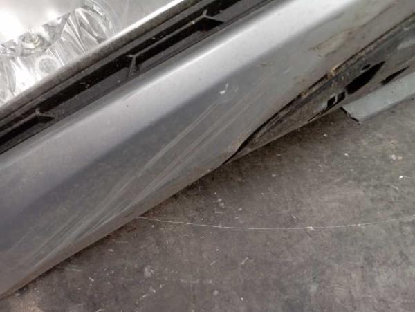  PARE CHOC AVANT SKODA - Vue 5